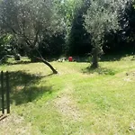 Semesterbostad Charming With Swimming Pool