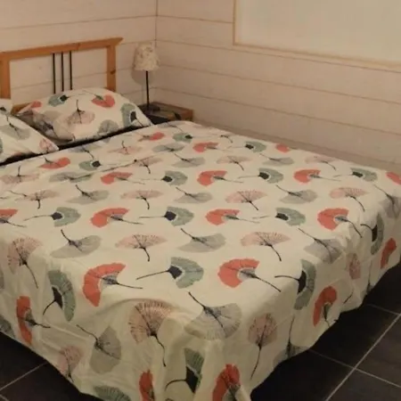 Charming With Swimming Pool Carnoules (Gard)